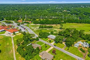 8876 Burning Tree Rd, Pensacola, FL 32514 - Photo 4