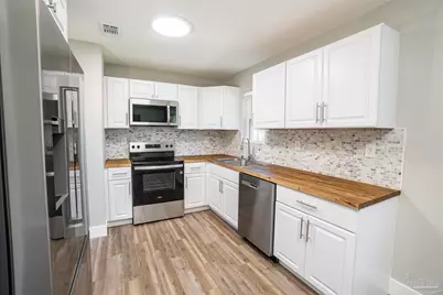 4494 Landes Dr, Pensacola, FL 32505 - Photo 2