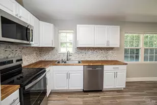 4494 Landes Dr, Pensacola, FL 32505 - Photo 10