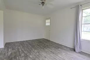 210 S 2nd St, Pensacola, FL 32507 - Photo 8