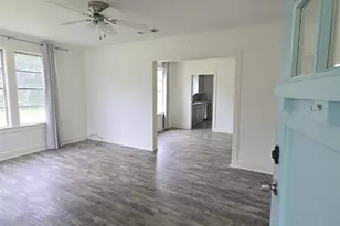 210 S 2nd St, Pensacola, FL 32507 - Photo 2