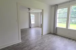 210 S 2nd St, Pensacola, FL 32507 - Photo 6