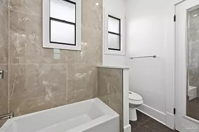 1015 N Reus St, Pensacola, FL 32501 - Photo 20