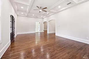 1015 N Reus St, Pensacola, FL 32501 - Photo 2