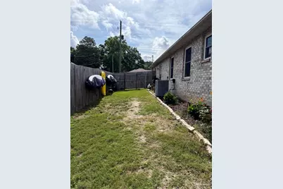 4693 Ridge Pointe Dr, Pace, FL 32571 - Photo 16