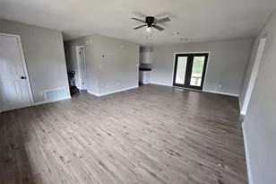 5330 Jenny Cir, Pace, FL 32571 - Photo 6