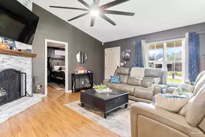 4031 Lochmoor Dr, Pensacola, FL 32506 - Photo 4