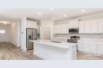 874 Windhill Dr, Cantonment, FL 32533 - Photo 2