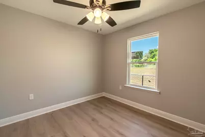 4633 Sago Palm Cir, Milton, FL 32571 - Photo 16