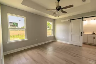 4633 Sago Palm Cir, Milton, FL 32571 - Photo 8
