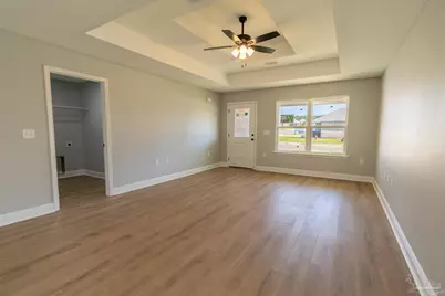 4633 Sago Palm Cir, Milton, FL 32571 - Photo 4