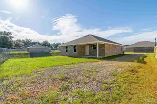 4633 Sago Palm Cir, Milton, FL 32571 - Photo 20