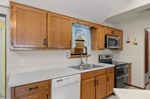 1929 Williams Creek Dr, Navarre, FL 32566 - Photo 12