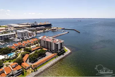 301 Port Royal Way #301, Pensacola, FL 32502 - Photo 2