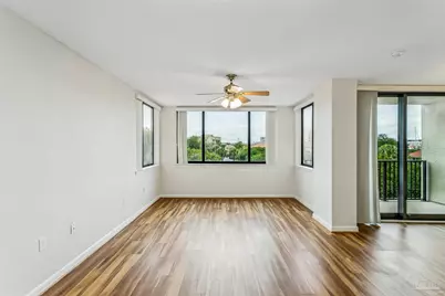 301 Port Royal Way #301, Pensacola, FL 32502 - Photo 4
