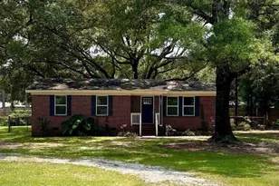 5837 Berryhilll Rd, Milton, FL 32570 - Photo 2