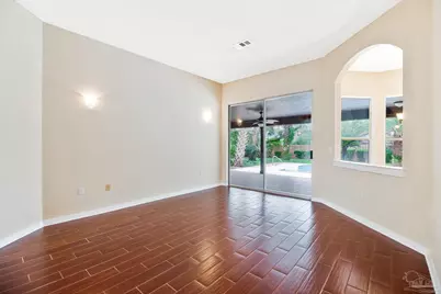 1175 Mary Kate Dr, Gulf Breeze, FL 32563 - Photo 10