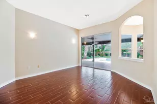 1175 Mary Kate Dr, Gulf Breeze, FL 32563 - Photo 10