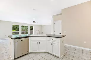 1175 Mary Kate Dr, Gulf Breeze, FL 32563 - Photo 18