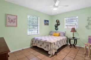 3040 Newton Dr, Pensacola, FL 32503 - Photo 12