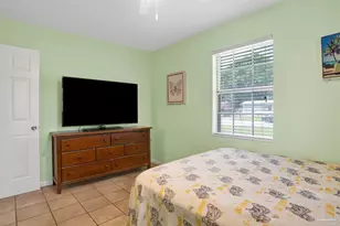 3040 Newton Dr, Pensacola, FL 32503 - Photo 14