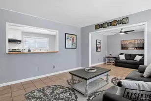 3040 Newton Dr, Pensacola, FL 32503 - Photo 2