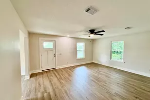 424 Front St, Century, FL 32535 - Photo 22