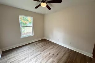 424 Front St, Century, FL 32535 - Photo 36