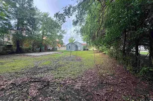 424 Front St, Century, FL 32535 - Photo 46
