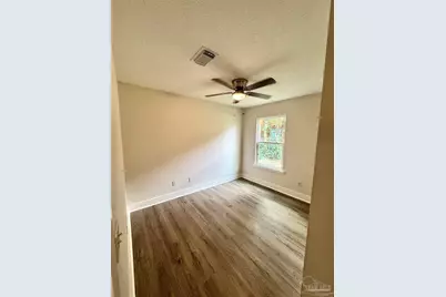 424 Front St, Century, FL 32535 - Photo 28