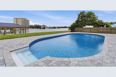 13905 Canal Dr, Pensacola, FL 32507 - Photo 16