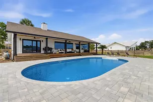 13905 Canal Dr, Pensacola, FL 32507 - Photo 18