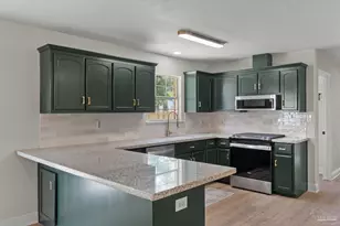 601 E Scott St, Pensacola, FL 32503 - Photo 6