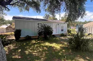 6029 Capitol Dr, Gulf Breeze, FL 32563 - Photo 4