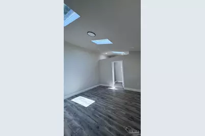 6029 Capitol Dr, Gulf Breeze, FL 32563 - Photo 10