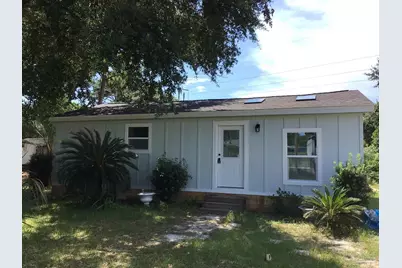 6029 Capitol Dr, Gulf Breeze, FL 32563 - Photo 2