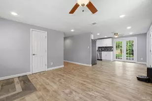 8652 Mayflower Ave, Pensacola, FL 32534 - Photo 6
