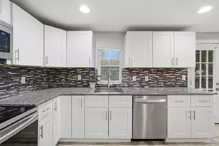 8652 Mayflower Ave, Pensacola, FL 32534 - Photo 10