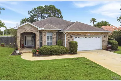 2092 Pritchard Pt Dr, Navarre, FL 32566 - Photo 2