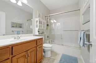 2092 Pritchard Point Dr, Navarre, FL 32566 - Photo 32