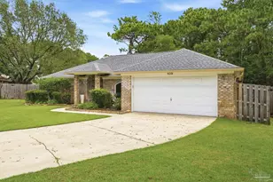 9318 Lucian Ct, Navarre, FL 32566 - Photo 4