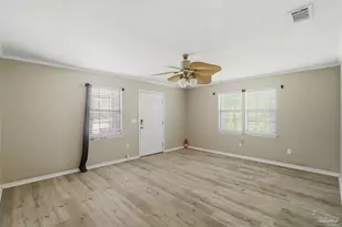 1125 W Scott St, Pensacola, FL 32501 - Photo 4