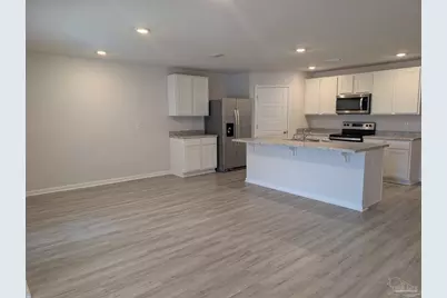 5926 Laurel Oak Dr, Pensacola, FL 32526 - Photo 10