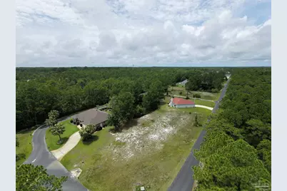 1785 Smugglers Cove Dr, Gulf Breeze, FL 32563 - Photo 1