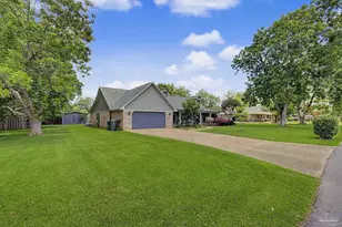 2006 Stallion Rd, Cantonment, FL 32533 - Photo 2
