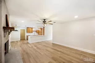 635 Whitney Dr, Pensacola, FL 32503 - Photo 8