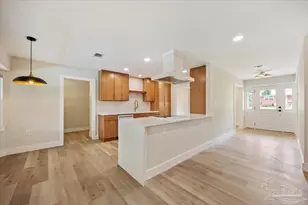 635 Whitney Dr, Pensacola, FL 32503 - Photo 4