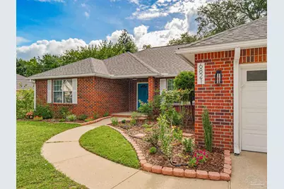 6821 Cedar Lake Dr, Pensacola, FL 32526 - Photo 4