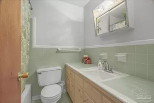 6209 E Shore Dr, Pensacola, FL 32505 - Photo 22