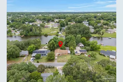 6209 E Shore Dr, Pensacola, FL 32505 - Photo 8